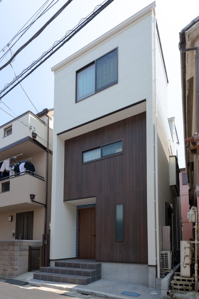 狭小住宅施工例 東京の狭小住宅の間取り 3階建て T W