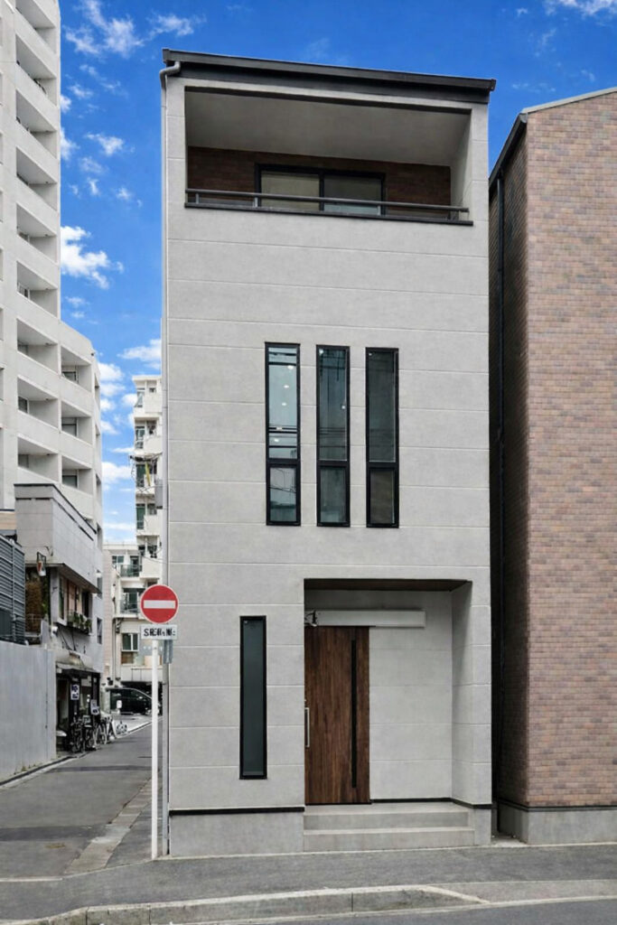 13坪の施工例:文京区白山の狭小角地に建つ、都市型木造3階建て住宅。