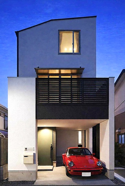 14坪の施工例:川崎市中原区に建つ、ビルトインガレージのある二世帯狭小住宅。